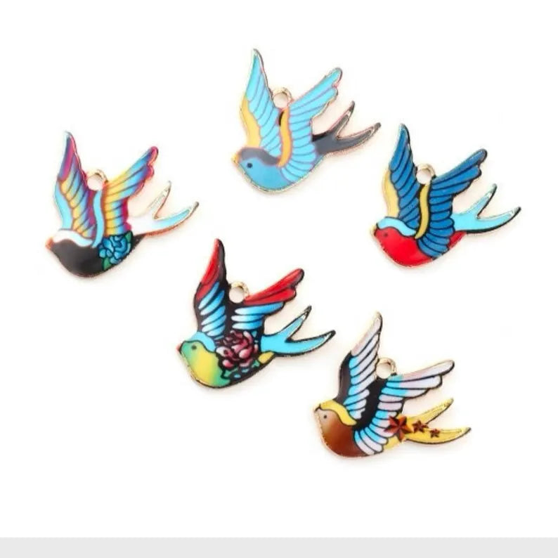 Feathered friend charm prize bath bomb - Charming Cheshire, sour patch kids