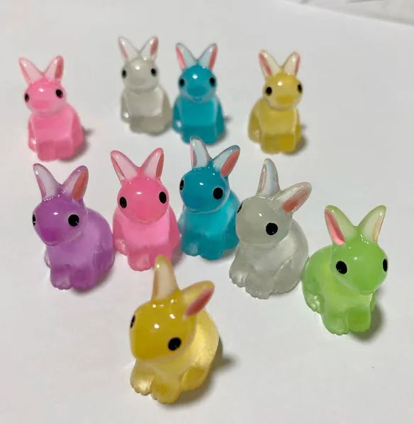 Bowtie bunny prize bath bomb - Charming Cheshire, pineapple, banana, tropical fruit, rose