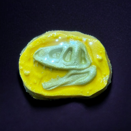 Toy prize T Rex skull bath bomb - Charming Cheshire, toy, lime, citrus, tropical floral, sheer wood, coconut, sugared musk, vanilla