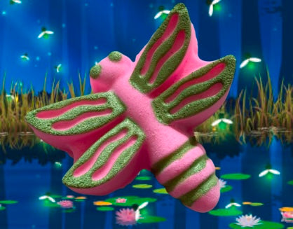 Dragonfly charm prize bath bomb - Charming Cheshire, Green blackberry leaves, rose petals, freshly picked berries