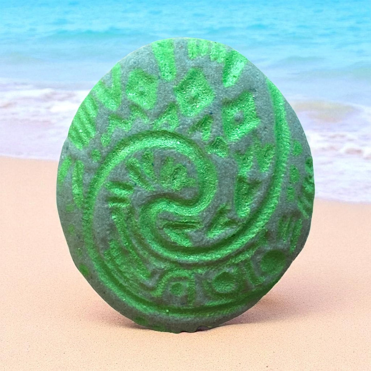Heart of Te Fiti shell bracelet prize bath bomb - Charming Cheshire, blueberry waffles
