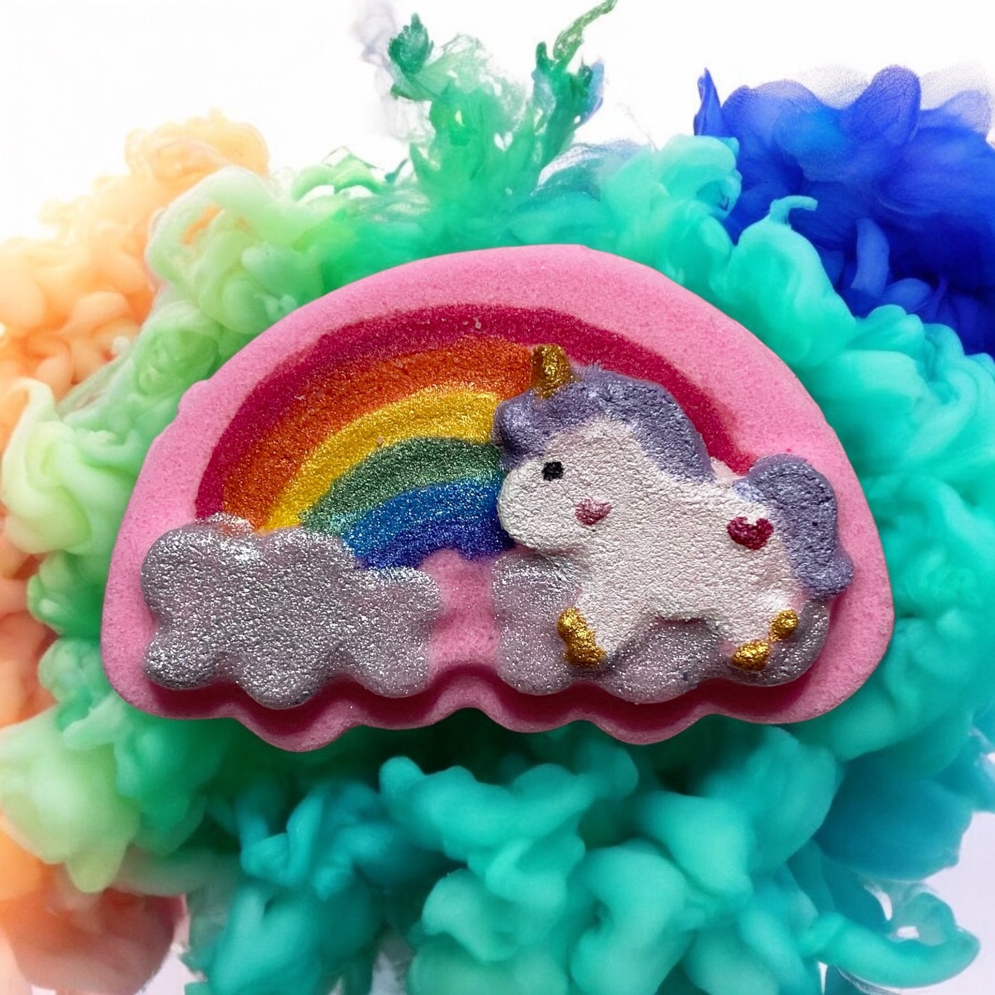 Charm Prize Unicorn Rainbow bomb - Charming Cheshire, Cassis, Lychee Leaves, Fir Needle, Raspberry, Oakmoss, Rhubarb, Black Plum