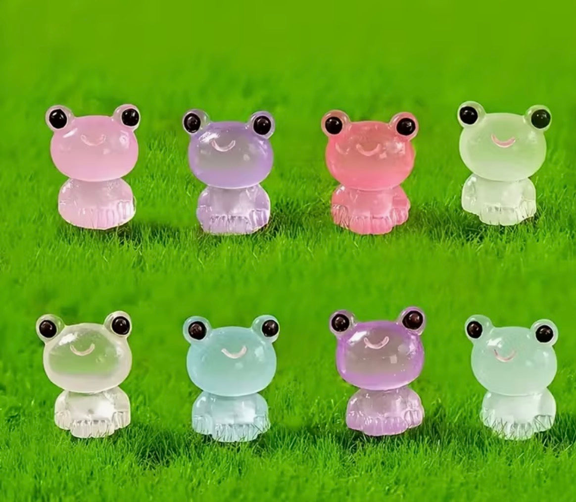 Bullseye duck charm prize bath bomb - Charming Cheshire, blackberry, blueberry, banana