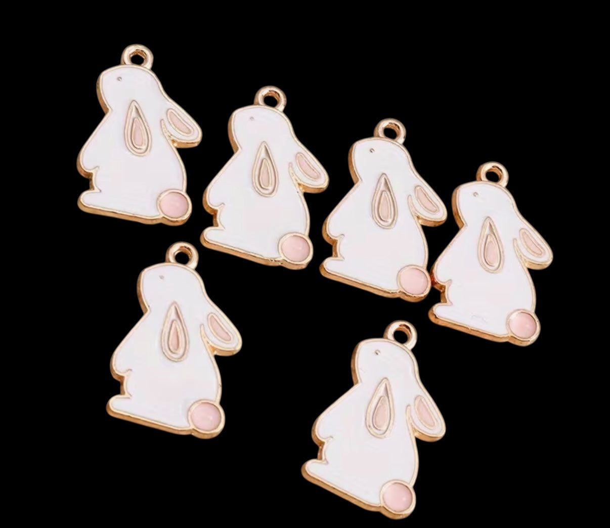 Peek-A-Bunny charm prize bath bomb - Charming Cheshire, peach, coconut, violet, orange, vanilla, sugar