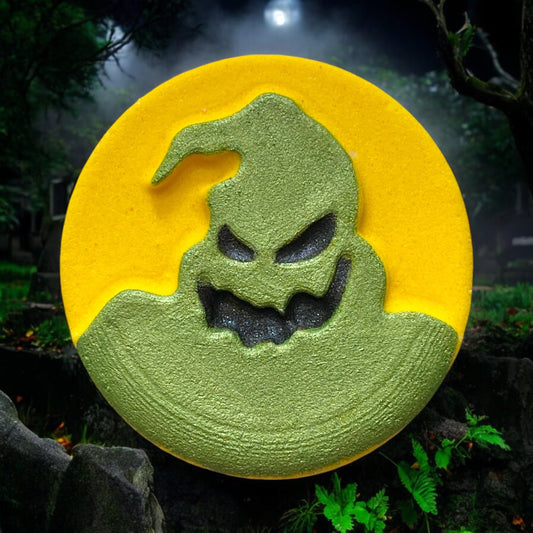 Oogie Moon bath bomb - Charming Cheshire, citrus, apple, melon, jasmine, rose, lily of the valley, magnolia, sandalwood, musk, vanilla