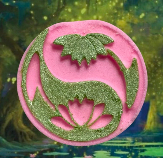 Yin and yang Water lily charm prize bath bomb - Charming Cheshire, ocean breezes, apple, honeydew,jasmine, lily of the valley, sandalwood, musk