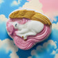 Pegasus Dreams Unicorn charm prize bath bomb - Charming Cheshire, lemongrass, bergamot, avocado