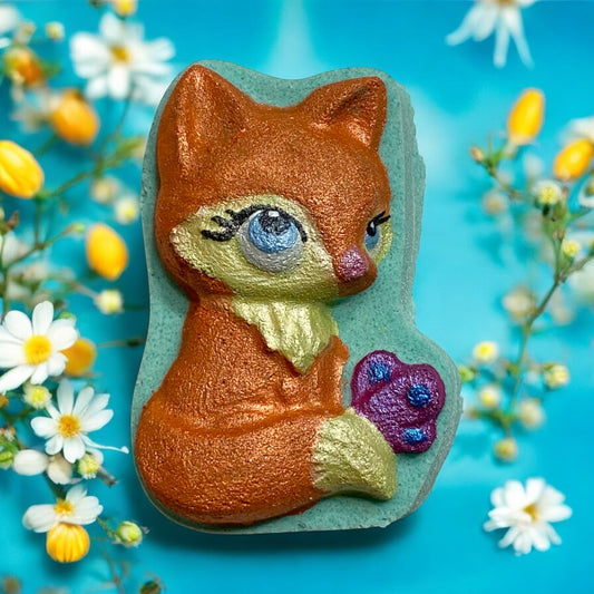 Spring fox charm prize bath bomb - Charming Cheshire, Linden blossom, ivy, vetiver, oakmoss