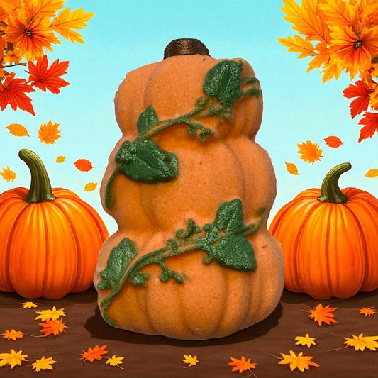 Pumpkin stack charm prize bath bomb - Charming Cheshire, Pear, grapes, jasmine, wood, vanilla
