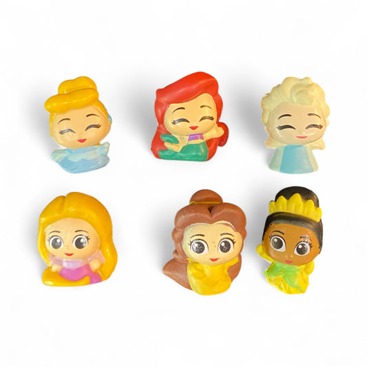 Princess carriage toy prize bath bomb - Charming Cheshire, cherry lemonade