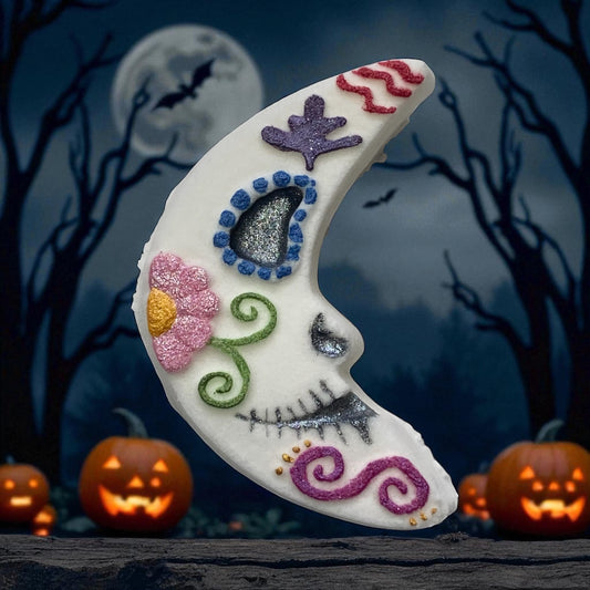 Halloween moon shoe charm prize bath bomb - Charming Cheshire, lemongrass, bergamot, avocado