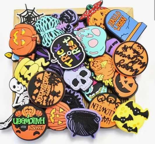 Oops! Boo! shoe charm prize bath bomb - Charming Cheshire, bergamot, blackberry, peony, honeysuckle, white woods, golden amber, musk
