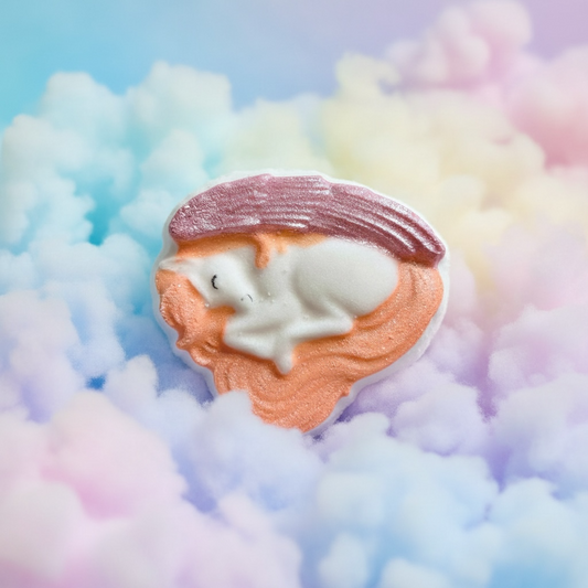 Pegasus Dreams Unicorn charm prize bath bomb - Charming Cheshire, Grapefruit, lavender, rhubarb, mint, thyme