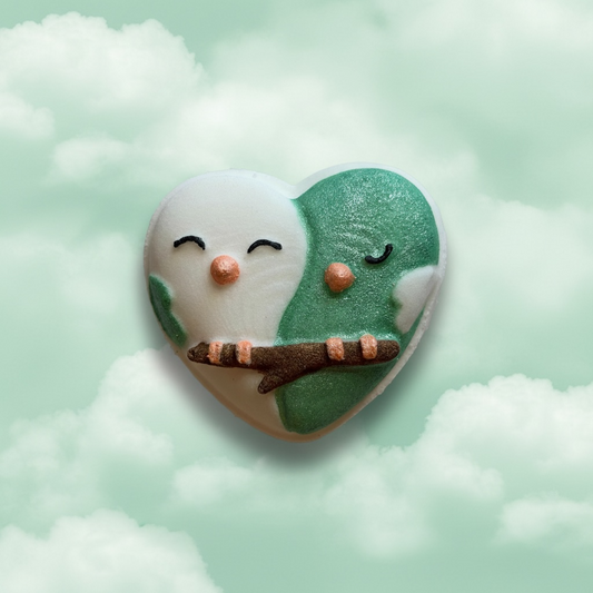 Green Sweet heart birds charm prize bath bomb - Charming Cheshire, Pomegranate, currant, cherry blossom, white magnolia