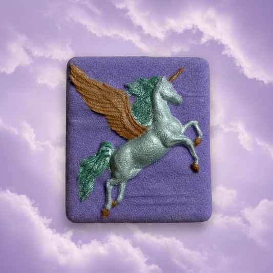 Alicorn unicorn charm prize bath bomb - Charming Cheshire, Raspberry, peach, patchouli, sandalwood