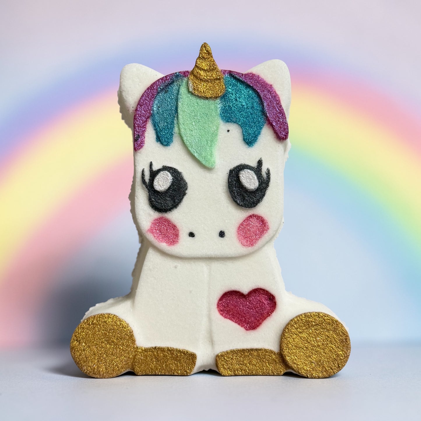 Shy Unicorn charm prize bath bomb - Charming Cheshire, sea spray, citrus, beach blossoms, sea grass, driftwood