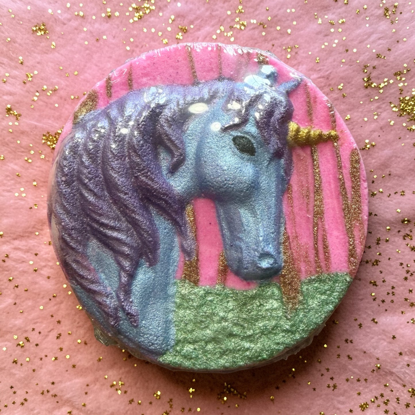 Forest Unicorn V2 charm prize bath bomb - Charming Cheshire, pear, apple, lemon, nashi blossom, rose, white musk